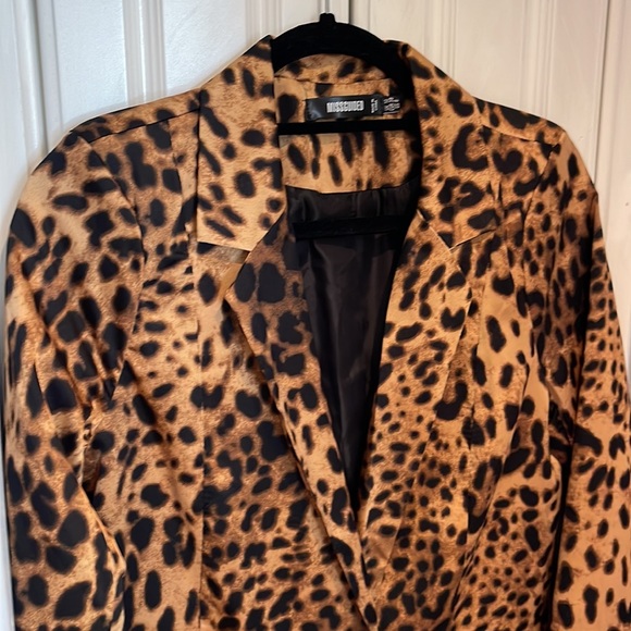 Missguided leopard print blazer - Picture 2 of 6